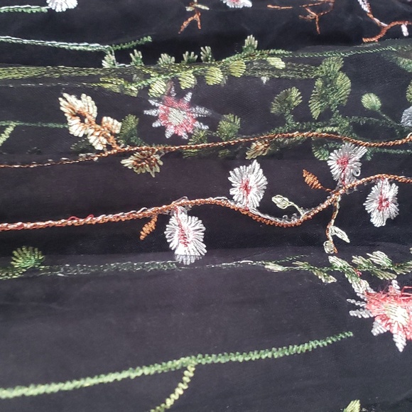 Luxedo Forever Lovable Black Floral Maxi Dress - Picture 5 of 12